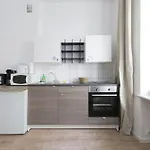 Apartment Berlin Kaiser-Friedrich Strasse