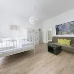 Apartment Berlin Kaiser-Friedrich Strasse